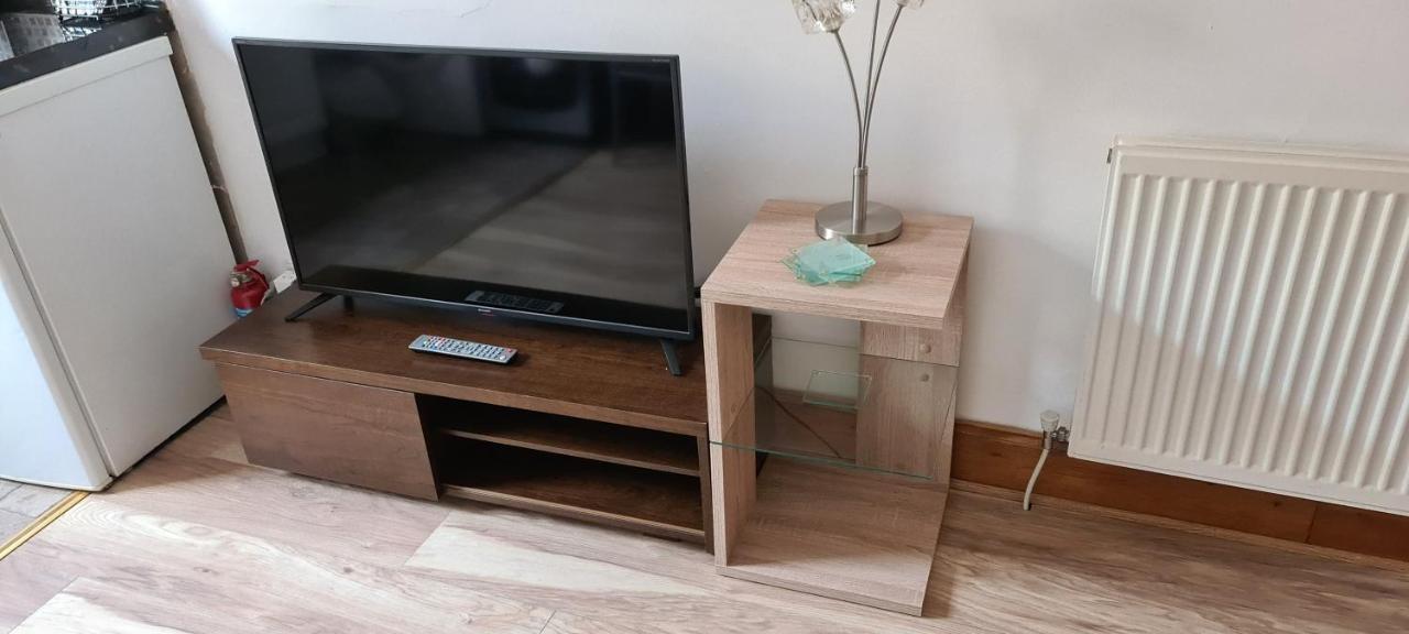 Rozina Apartment พาสเลย์ ภายนอก รูปภาพ