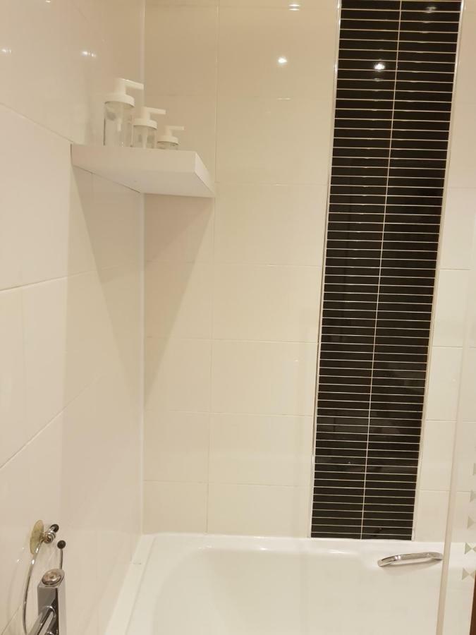 Rozina Apartment พาสเลย์ ภายนอก รูปภาพ