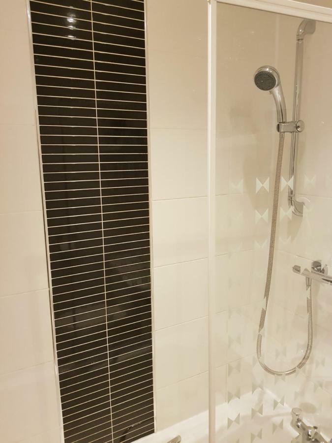 Rozina Apartment พาสเลย์ ภายนอก รูปภาพ